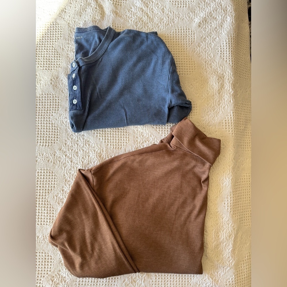 Bundle Of American Eagle Waffle knit Cropped Long sleeve Tops medium